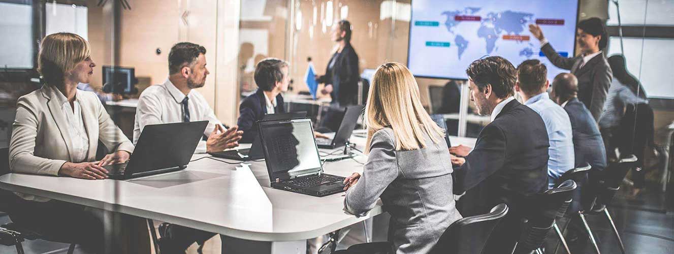 We build intelligence solutions that find opportunities in a world of risk.